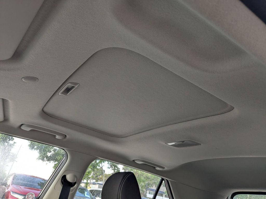 Thumbnail: 2025 Hyundai Venue - 22