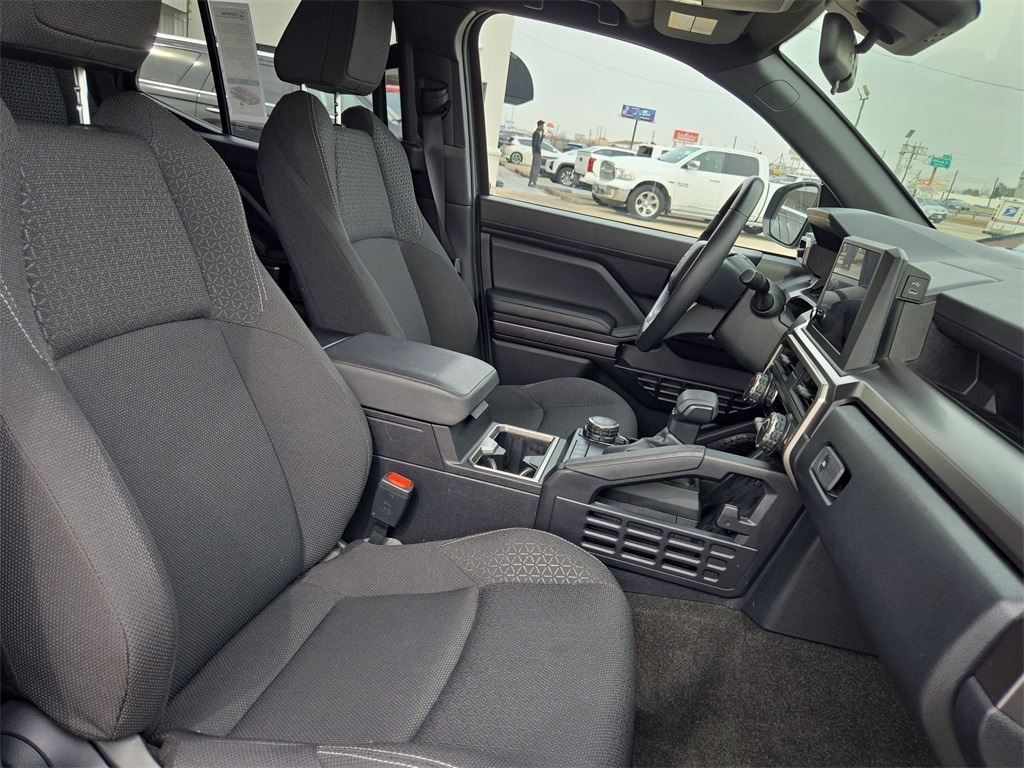 Thumbnail: 2025 Toyota 4Runner - 31