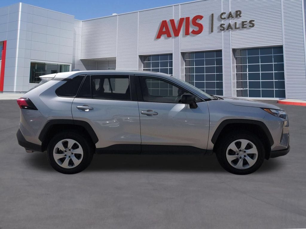 Thumbnail: 2025 Toyota RAV4 - 5