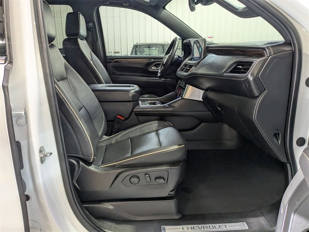 Thumbnail: 2023 Chevrolet Suburban - 31