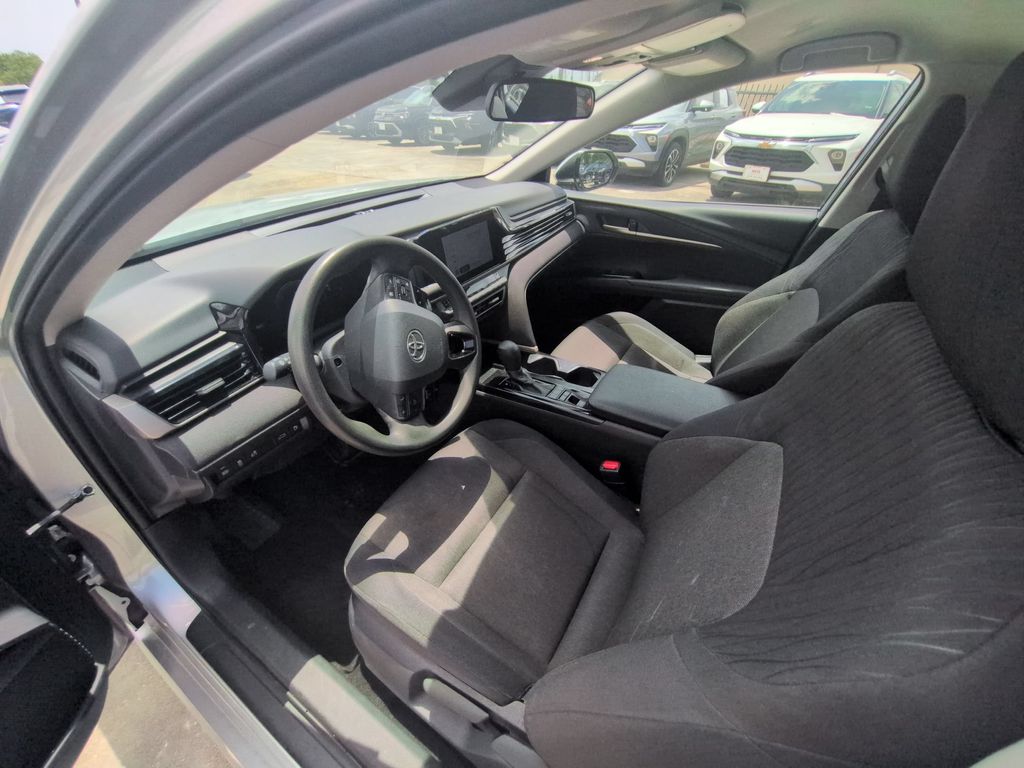 Thumbnail: 2025 Toyota Camry - 15