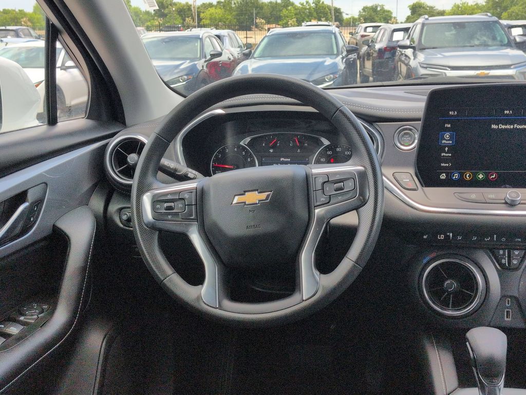Thumbnail: 2025 Chevrolet Blazer - 22