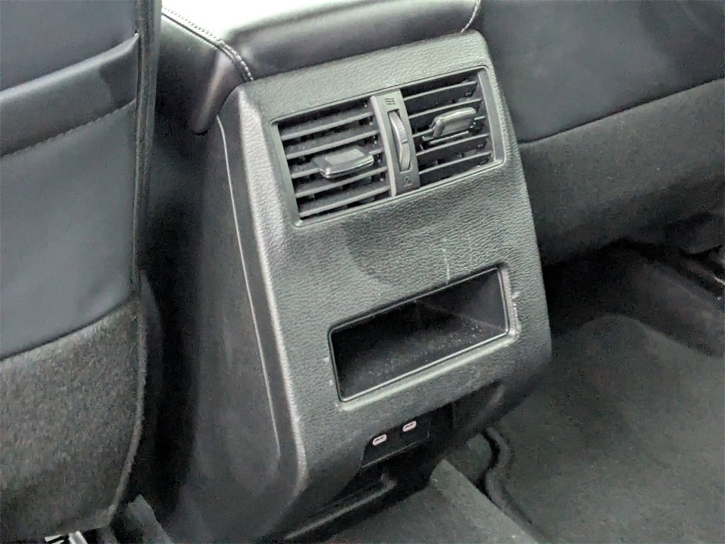 Thumbnail: 2025 Mitsubishi Outlander - 28