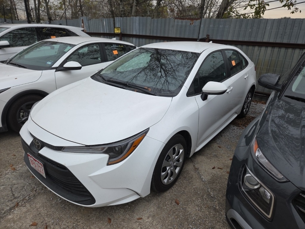 Thumbnail: 2025 Toyota Corolla - 4