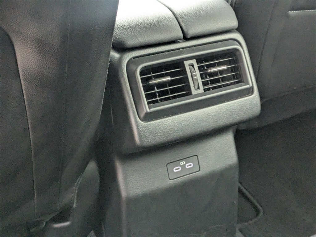 Thumbnail: 2025 Mazda CX-50 - 28