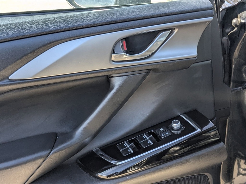 Thumbnail: 2023 Mazda CX-9 - 13