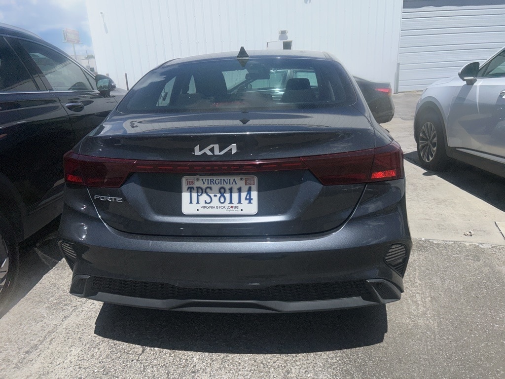 Thumbnail: 2024 Kia Forte - 5