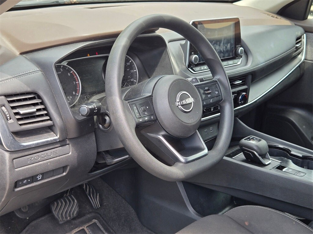 Thumbnail: 2023 Nissan Rogue - 5