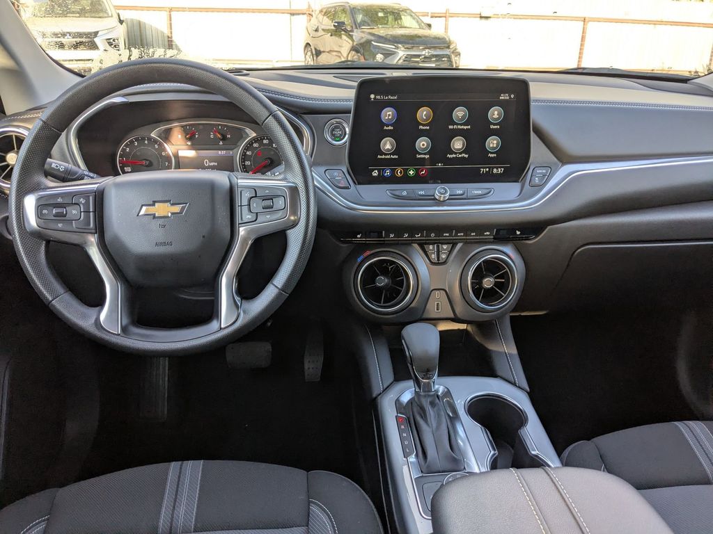 Thumbnail: 2025 Chevrolet Blazer - 25