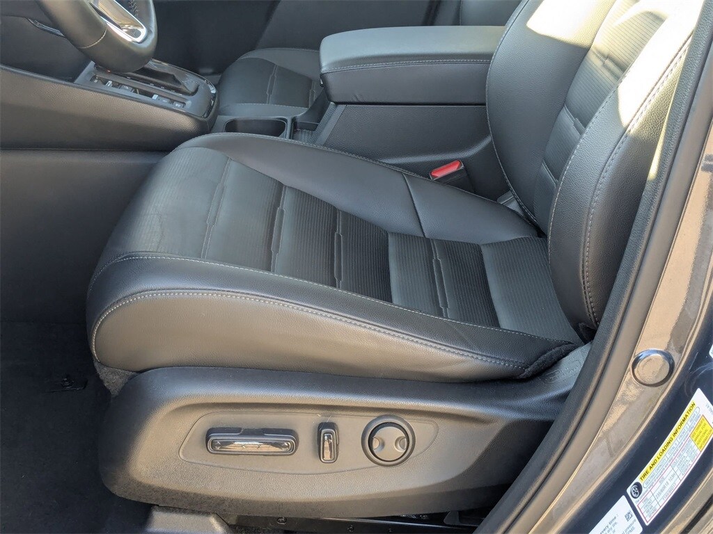 Thumbnail: 2025 Honda CR-V - 21