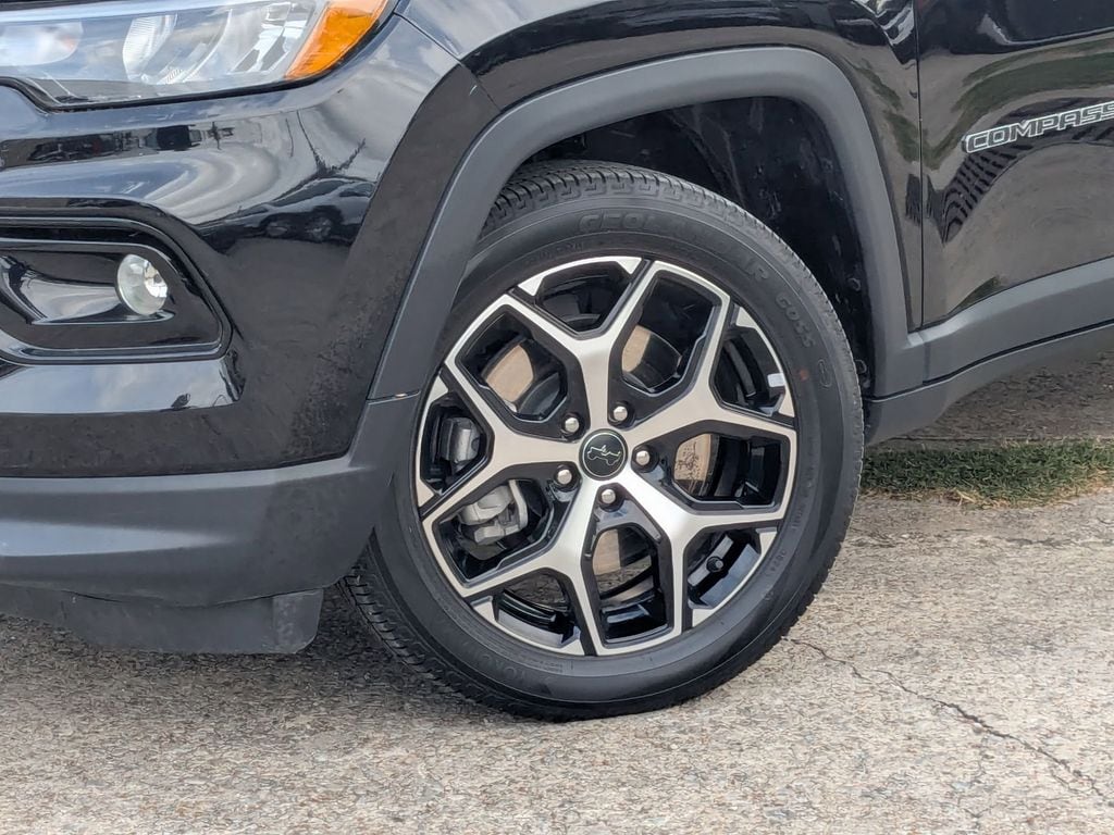 Thumbnail: 2025 Jeep Compass - 30