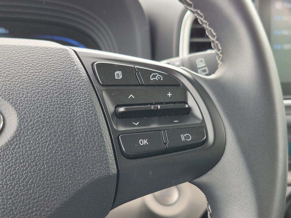 Thumbnail: 2025 Hyundai Venue - 17