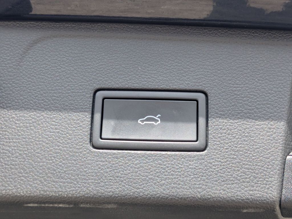 Thumbnail: 2025 Volkswagen Atlas - 29