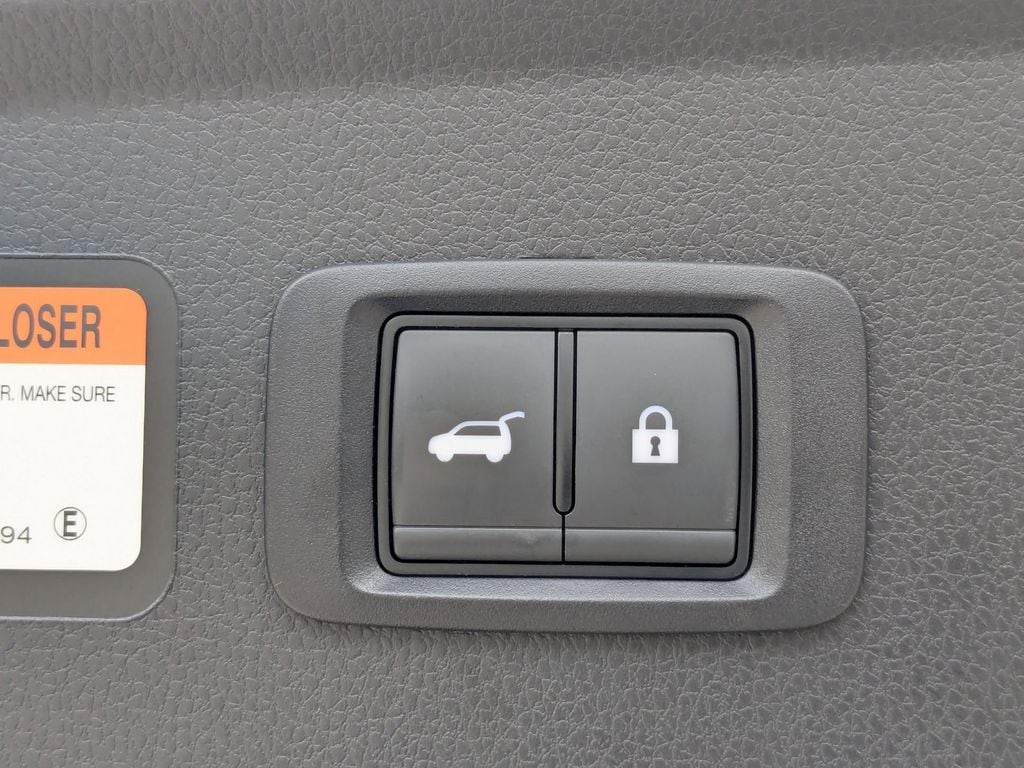 Thumbnail: 2025 Mitsubishi Eclipse Cross - 25