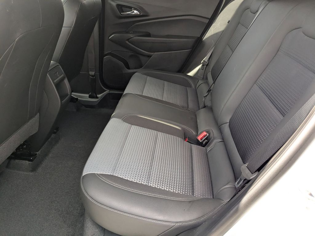 Thumbnail: 2025 Chevrolet Trax - 25