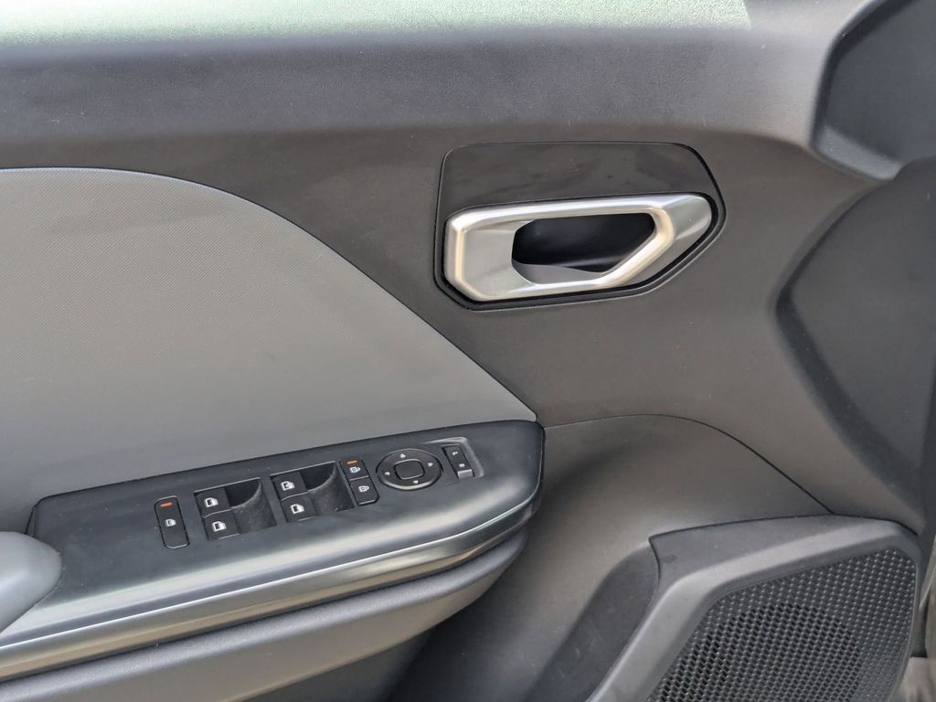 Thumbnail: 2025 Kia K4 - 13