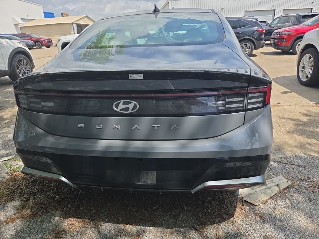 Thumbnail: 2025 Hyundai Sonata - 10