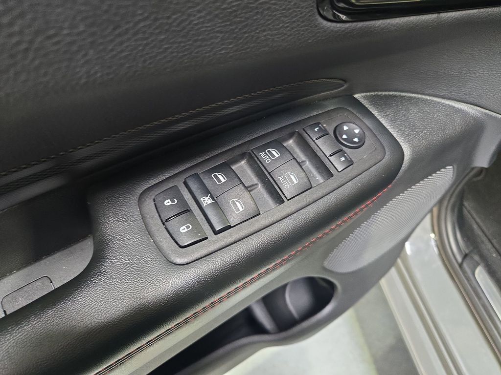 2025 Dodge Durango GT - Photo 11