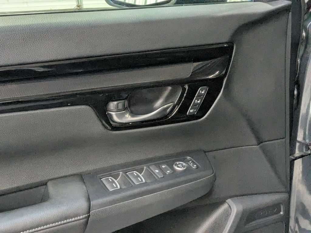 Thumbnail: 2025 Honda CR-V - 13