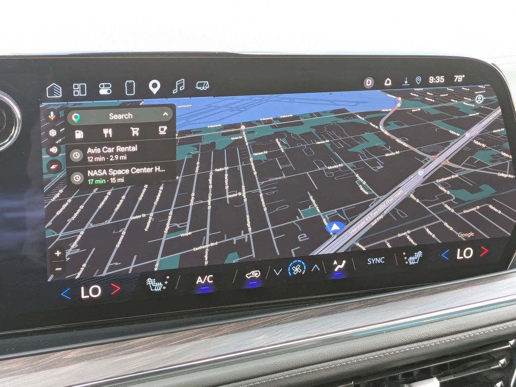 Thumbnail: 2025 Chevrolet Suburban - 17