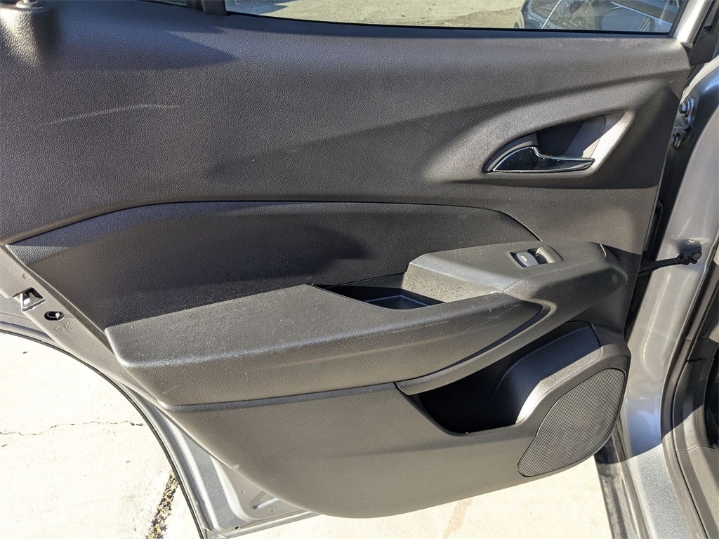 Thumbnail: 2025 Chevrolet Trax - 24