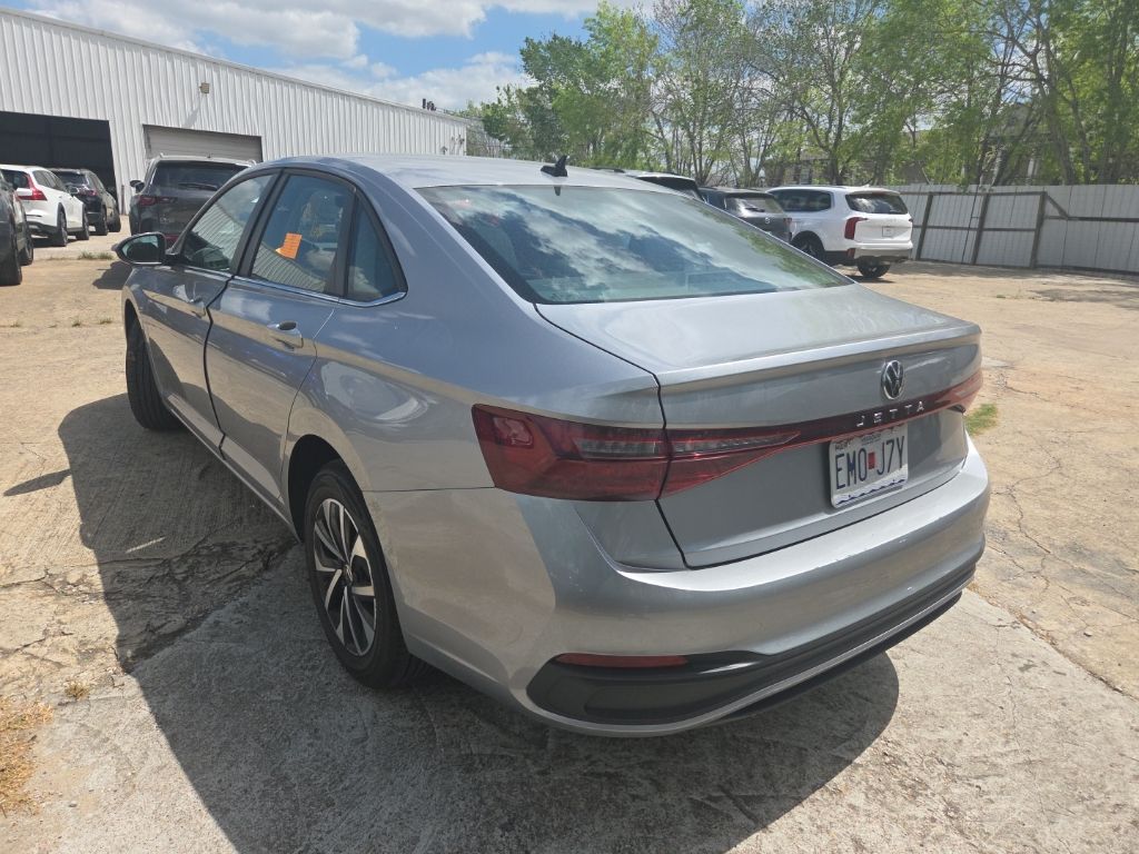 Thumbnail: 2025 Volkswagen Jetta - 9