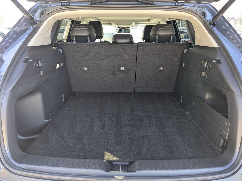 Thumbnail: 2025 Mazda CX-50 - 29