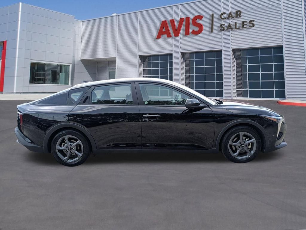 Thumbnail: 2025 Kia K4 - 5