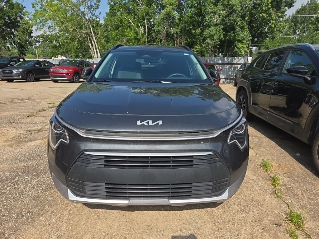 Thumbnail: 2025 Kia Niro - 7