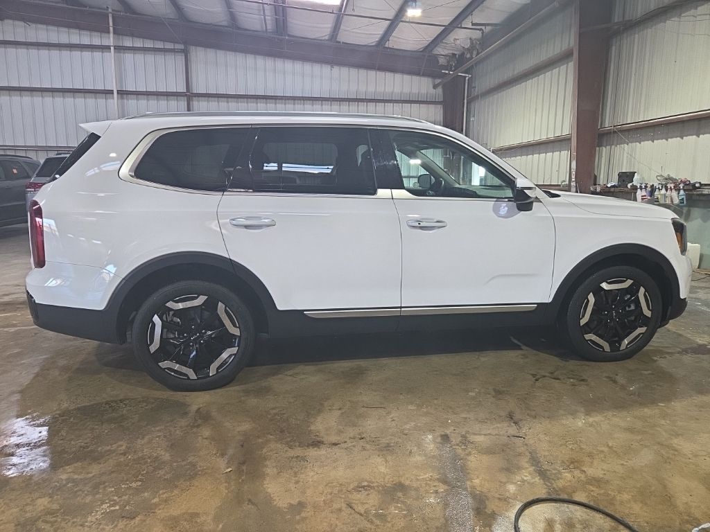 Thumbnail: 2025 Kia Telluride - 12