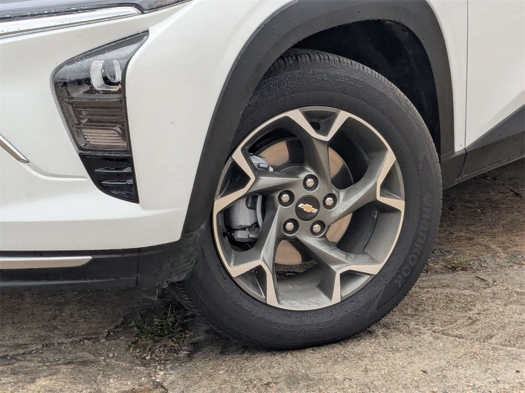 Thumbnail: 2025 Chevrolet Trax - 27