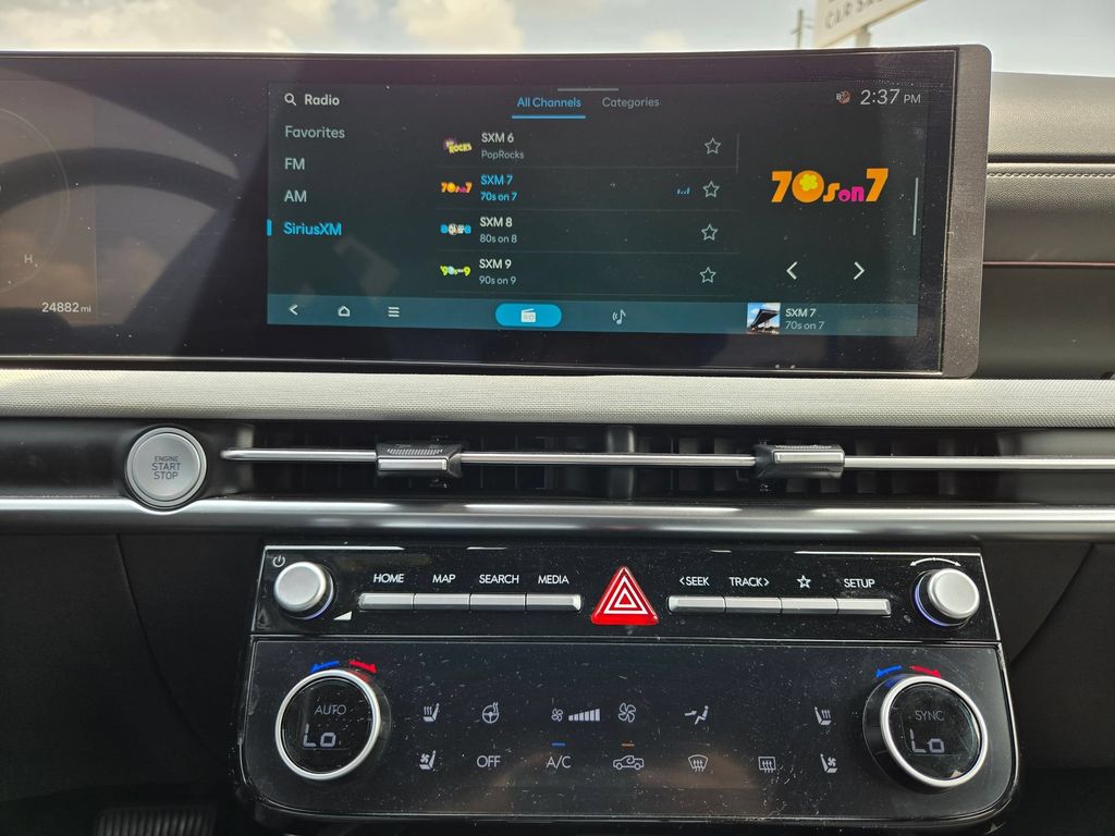 2025 Hyundai Santa Cruz Limited - Photo 24