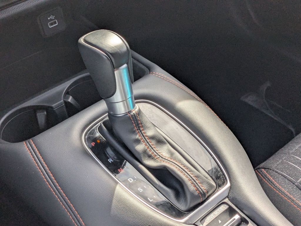 Thumbnail: 2025 Honda HR-V - 19