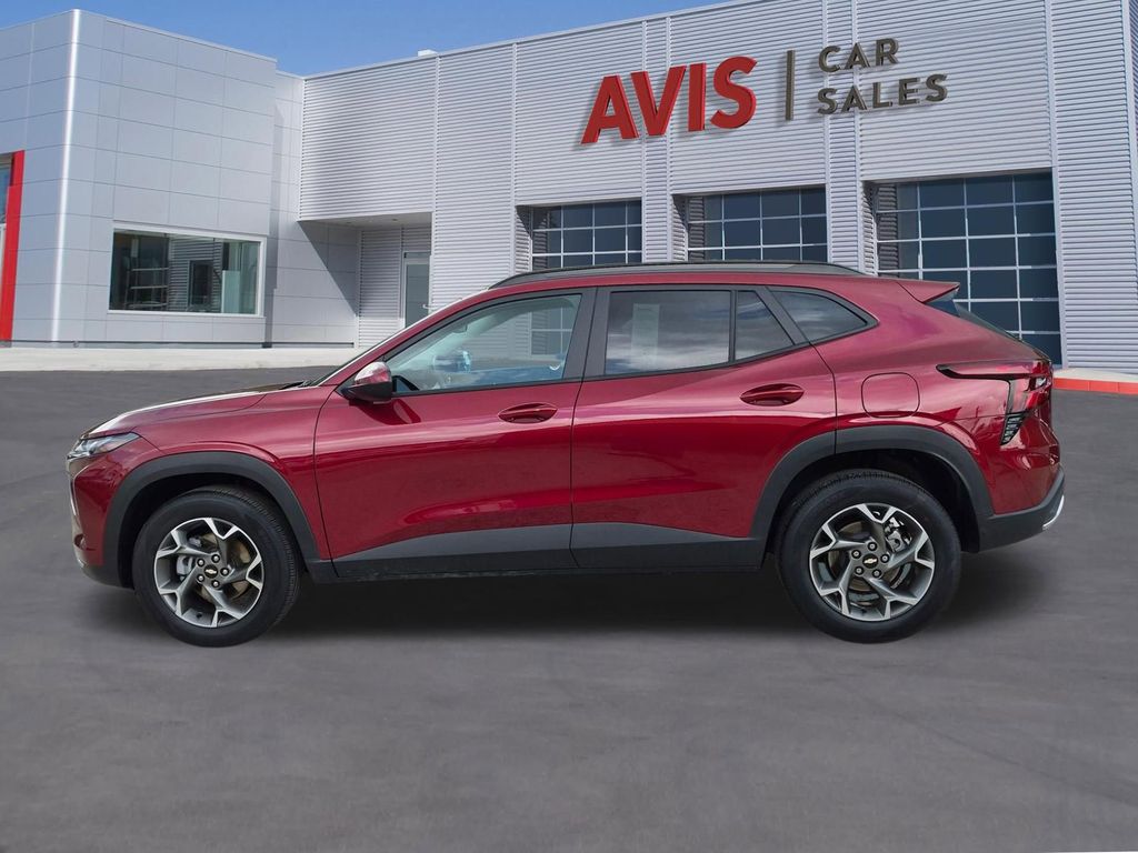 Thumbnail: 2025 Chevrolet Trax - 10