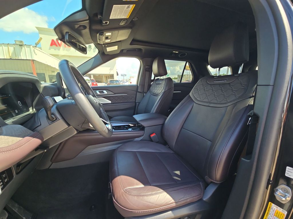 Thumbnail: 2025 Ford Explorer - 23