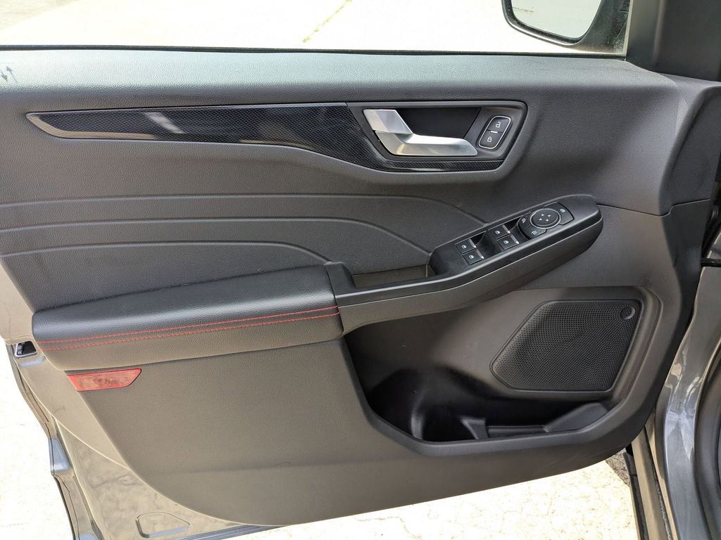 Thumbnail: 2025 Ford Escape - 11