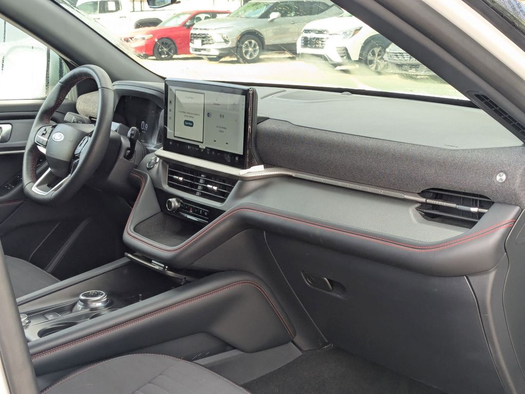 Thumbnail: 2025 Ford Explorer - 28