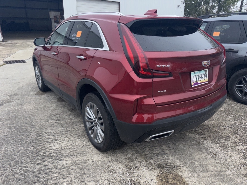 Thumbnail: 2024 Cadillac XT4 - 6