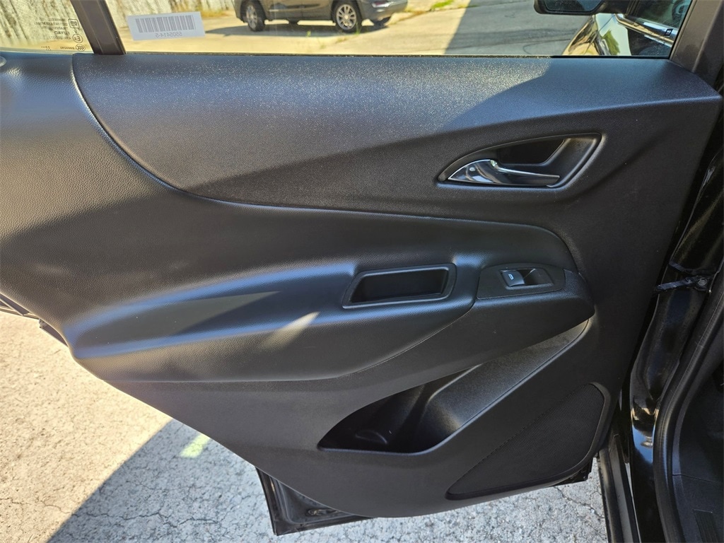 Thumbnail: 2024 Chevrolet Equinox - 26