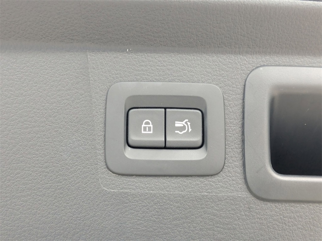 Thumbnail: 2025 Mazda CX-50 - 29