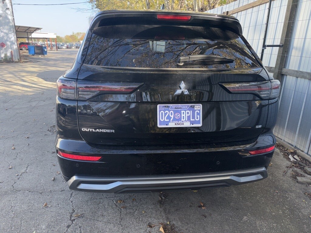 Certified 2025 Mitsubishi Outlander SE SUV