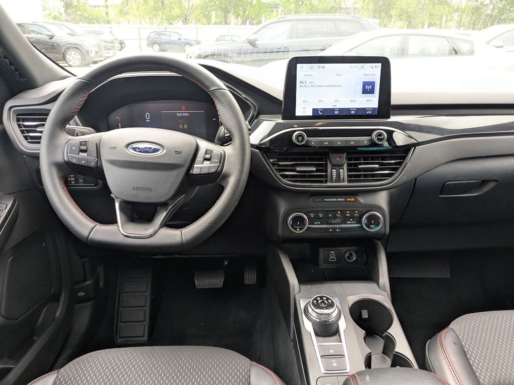 Thumbnail: 2025 Ford Escape - 25