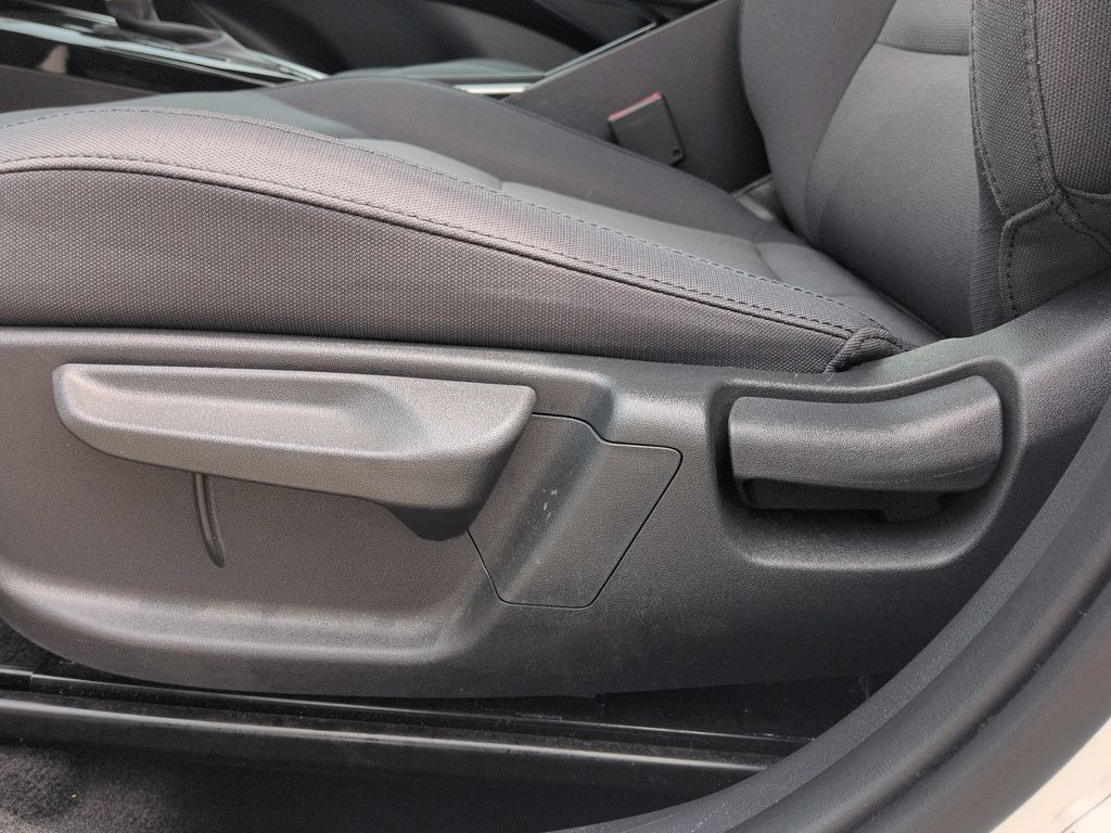 Thumbnail: 2025 Kia Niro - 14