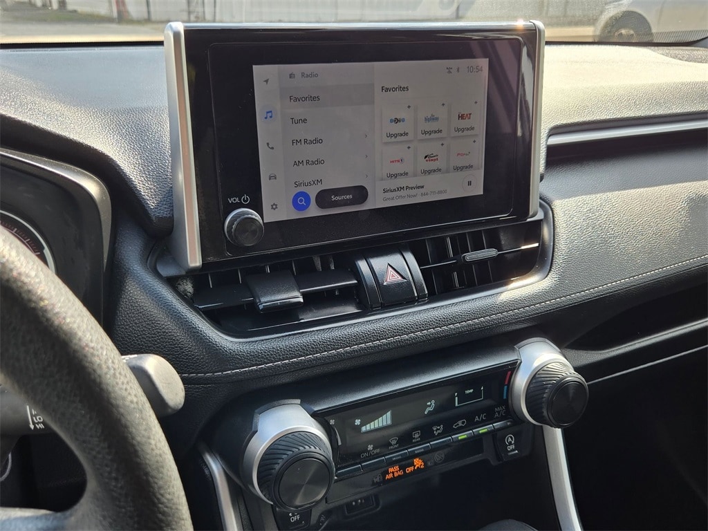 Thumbnail: 2024 Toyota RAV4 - 20