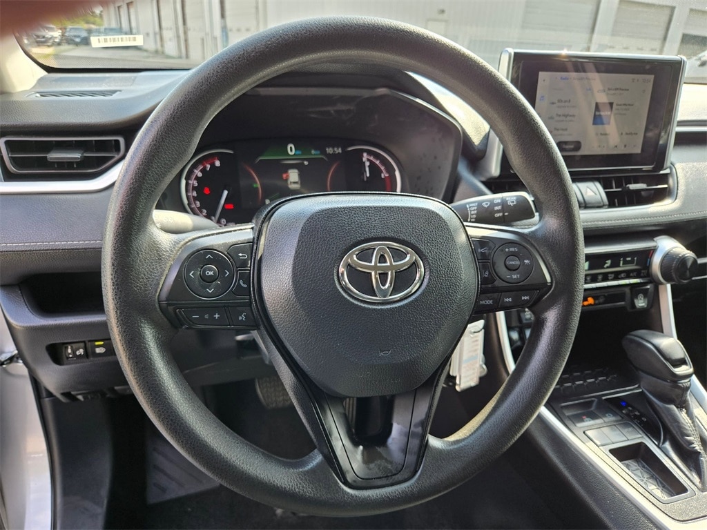 Thumbnail: 2024 Toyota RAV4 - 16