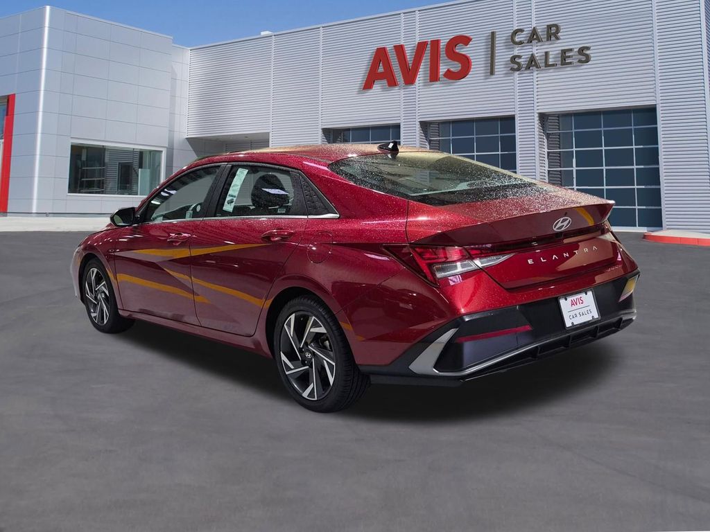 Thumbnail: 2025 Hyundai Elantra - 9