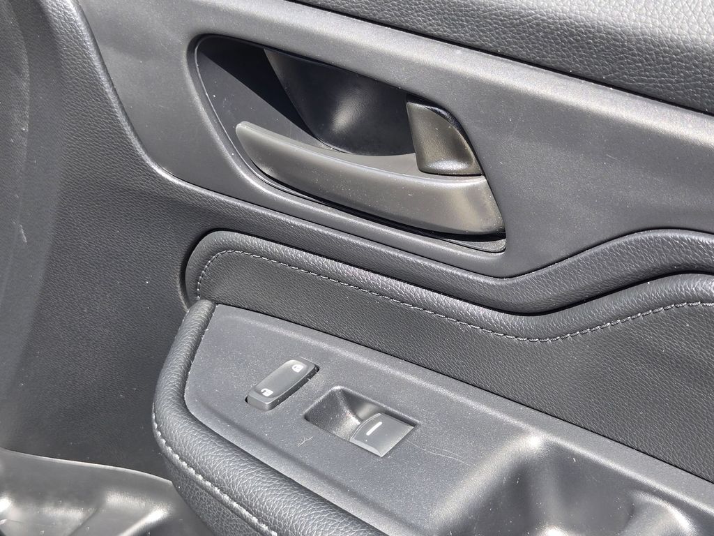2025 Honda Odyssey Sport L - Photo 33