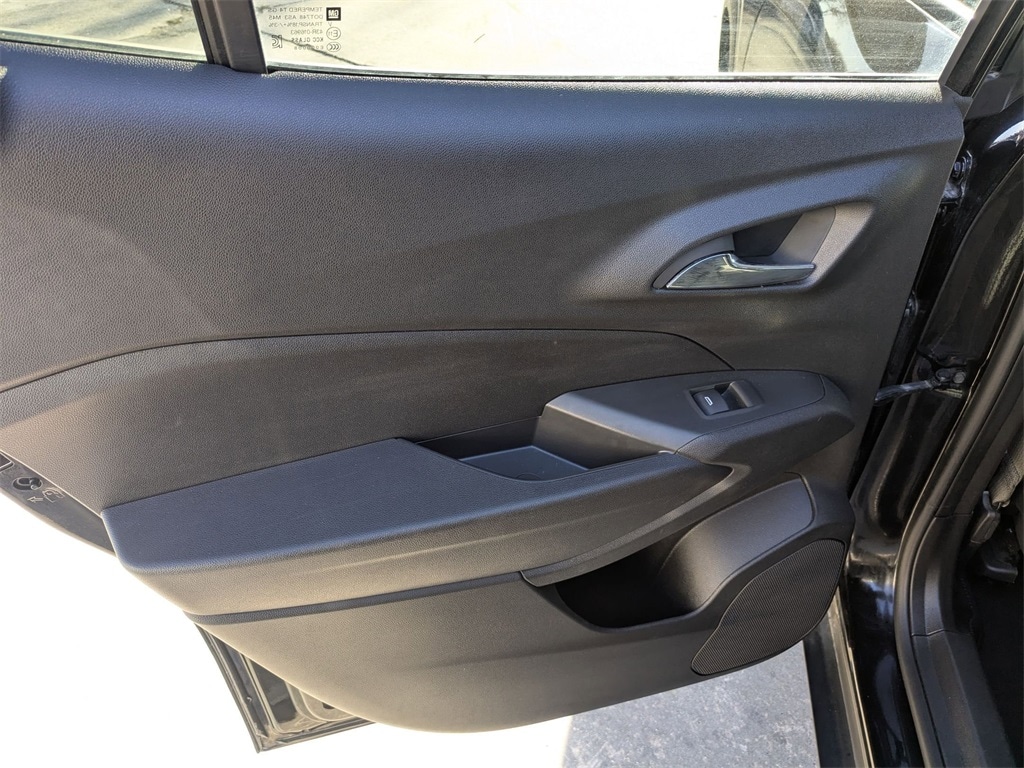 Thumbnail: 2025 Chevrolet Trax - 24