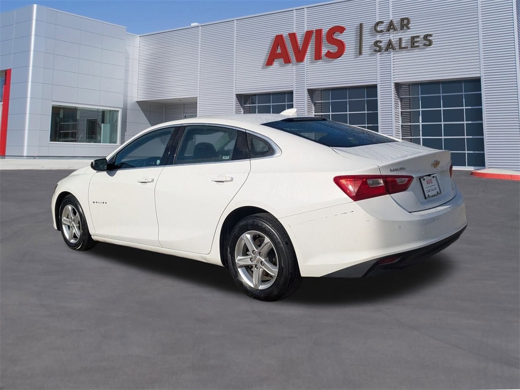 Thumbnail: 2024 Chevrolet Malibu - 9