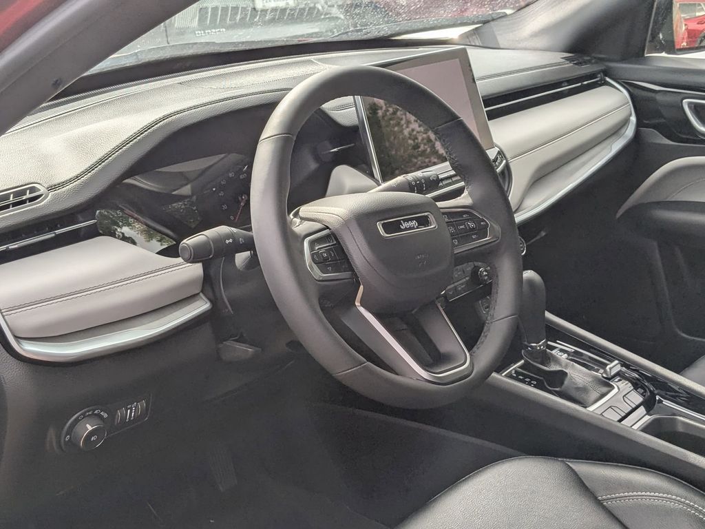 Thumbnail: 2025 Jeep Compass - 14